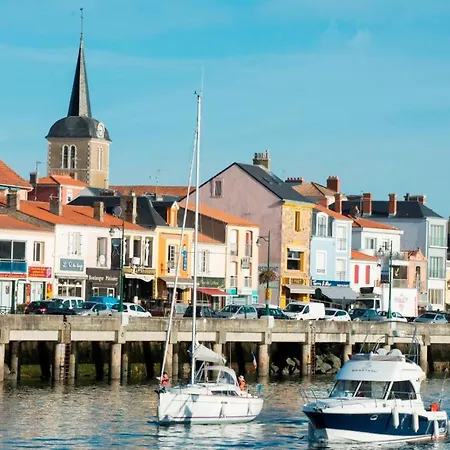 Chambre Chez L'Habitant Dans Paisible Maison Alloggio in famiglia Olonne-sur-Mer